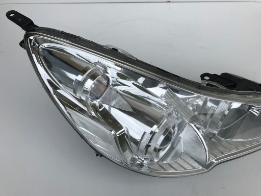 Subaru Legacy Outback 2009-2012 ксенонові права - 4
