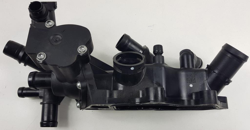 OBUDOWA TERMOSTATU KANGOO III 1.2 TCE 10601560R Producent części Peugeot OE