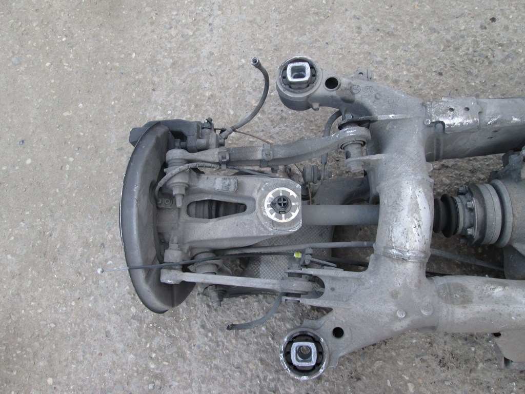 Zawieszenie tylne BMW 5 E60 E61 E-61 3.0 D 2.65 Producent części BMW OE