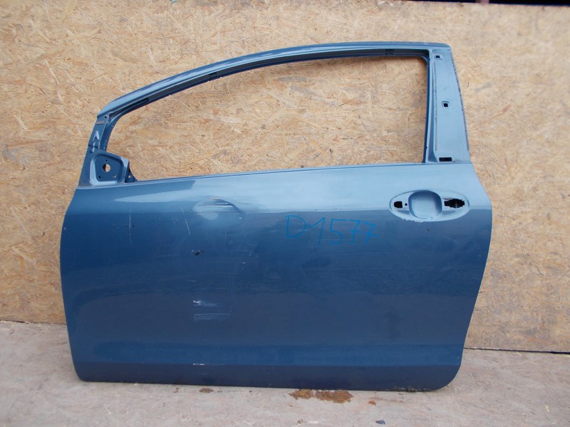 дверь передняя левая TOYOTA YARIS II 2 06-11 3D