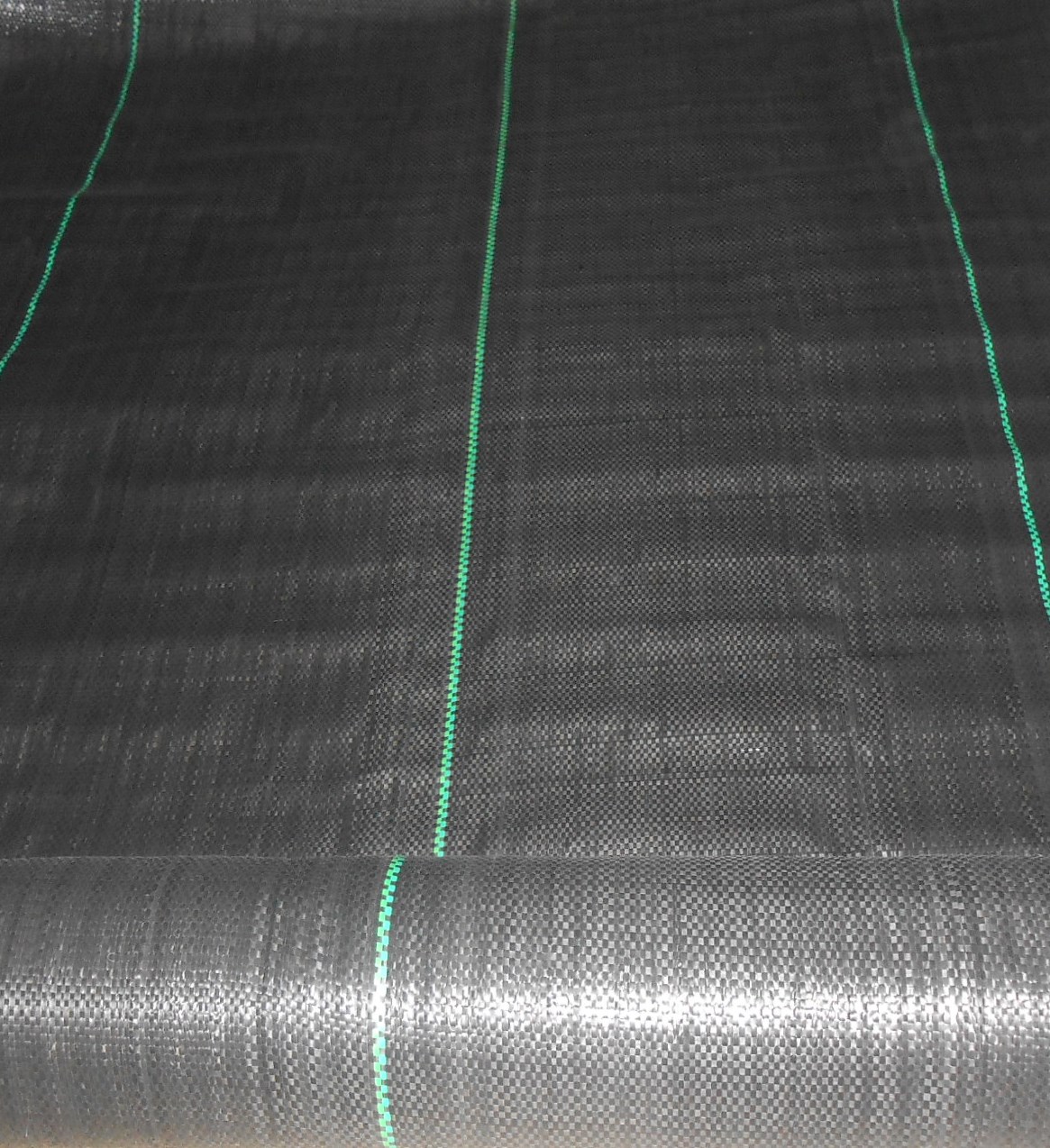 

Agrotkanina mata 0,6x100m czarna gruba 90g filtrUV