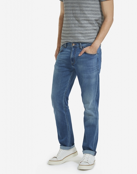 SPODNIE WRANGLER GREENSBORO W15QMU91Q R. W34 L30 Marka Wrangler