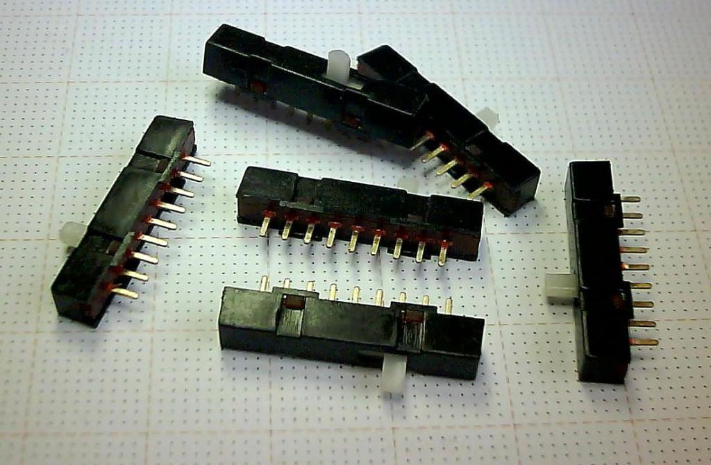 [STcs] S.switch 9 pin przełącznik trzy sekcje wąski (4mm)