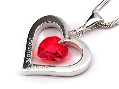

Srebrny Wisiorek Serce Swarovski Na Prezent