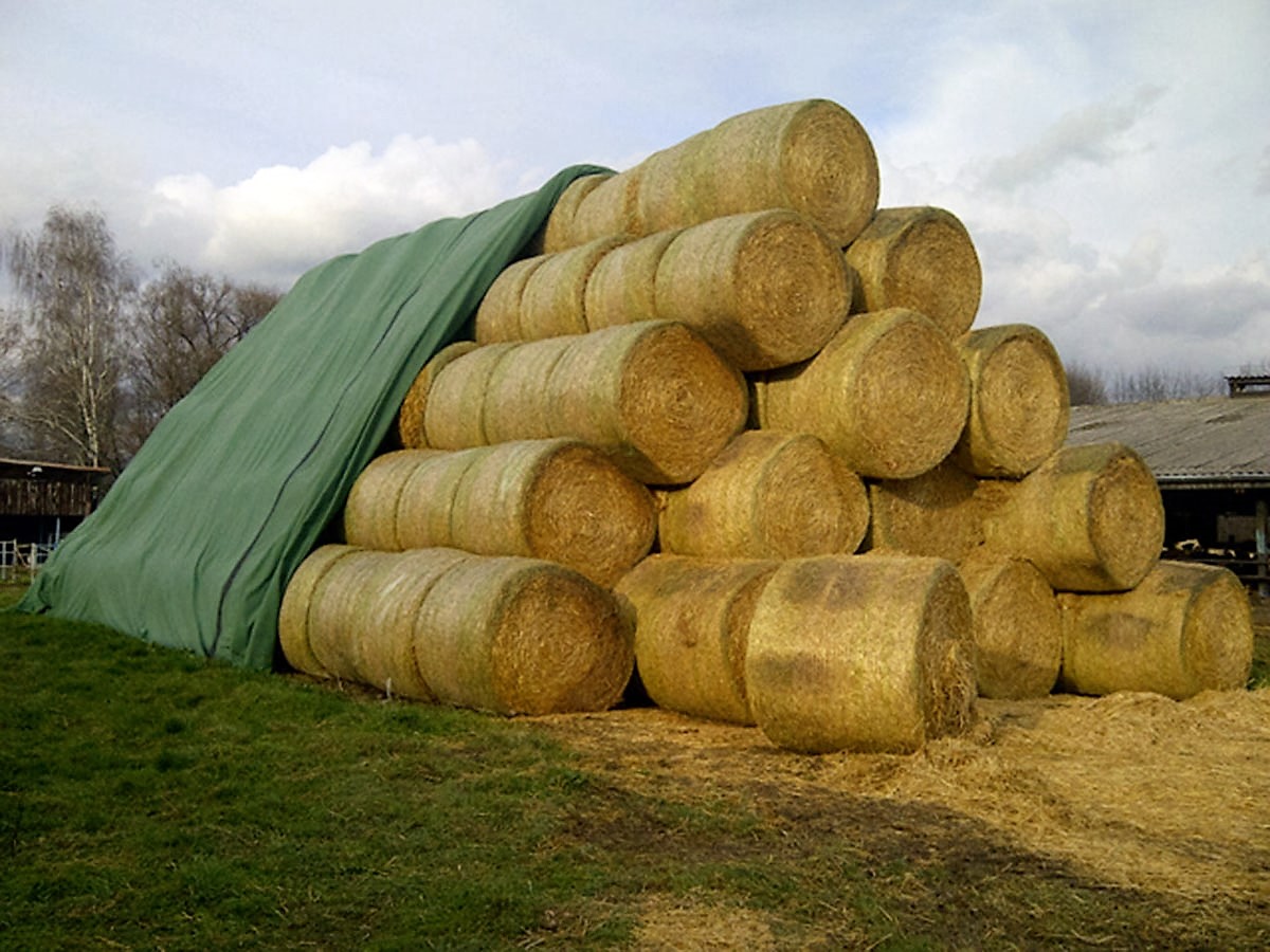 FLIZ WIELOSEZONOWY DO PRZYKRYWANIA SŁOMY SIANA ziemniaków 10,4x12,5m GRUBY Szerokość 10.4 m
