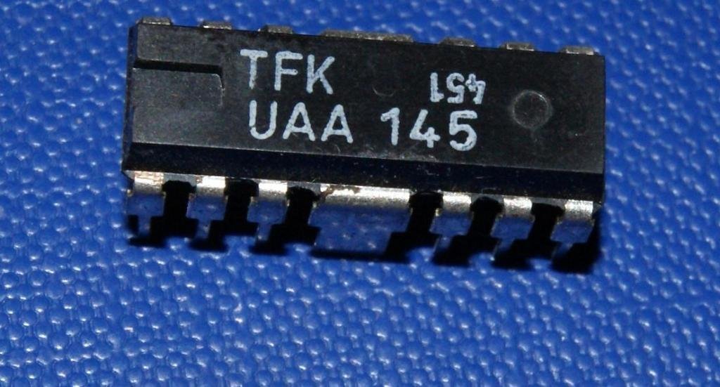 Kombinovaný obvod UAA145-TELEFUNKEN