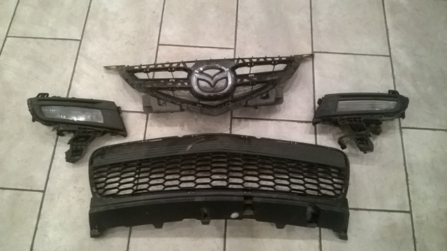 Mazda 3 Sedan Sport 2006-2008 halogeny z ramkami