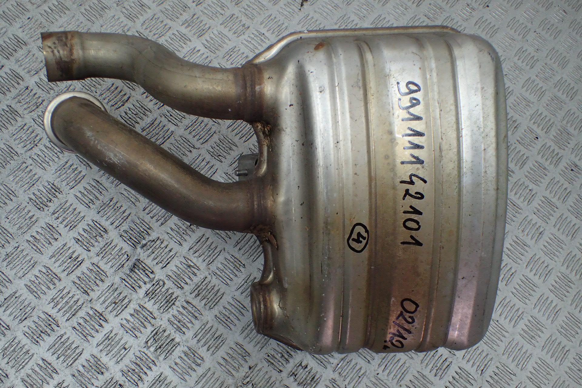 PORSCHE 911 991 ВИХЛОПНОЇ ГЛУШНИК 99111142101 4