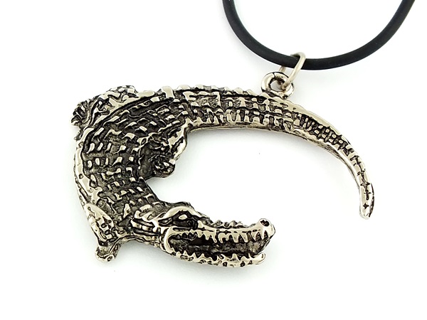 Wisior talizman amulet krokodyl aligator sr 247 Materiał kauczuk