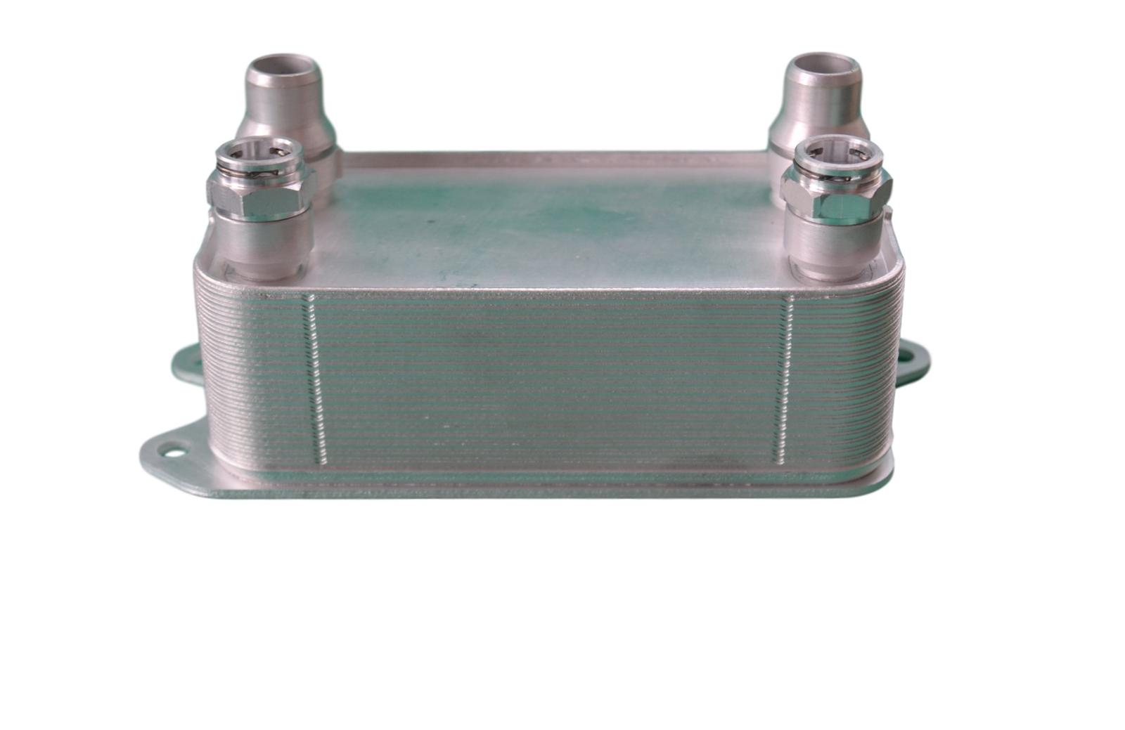 NOWA CHŁODNICA OLEJU MERCEDES W212 E-KLASA C207