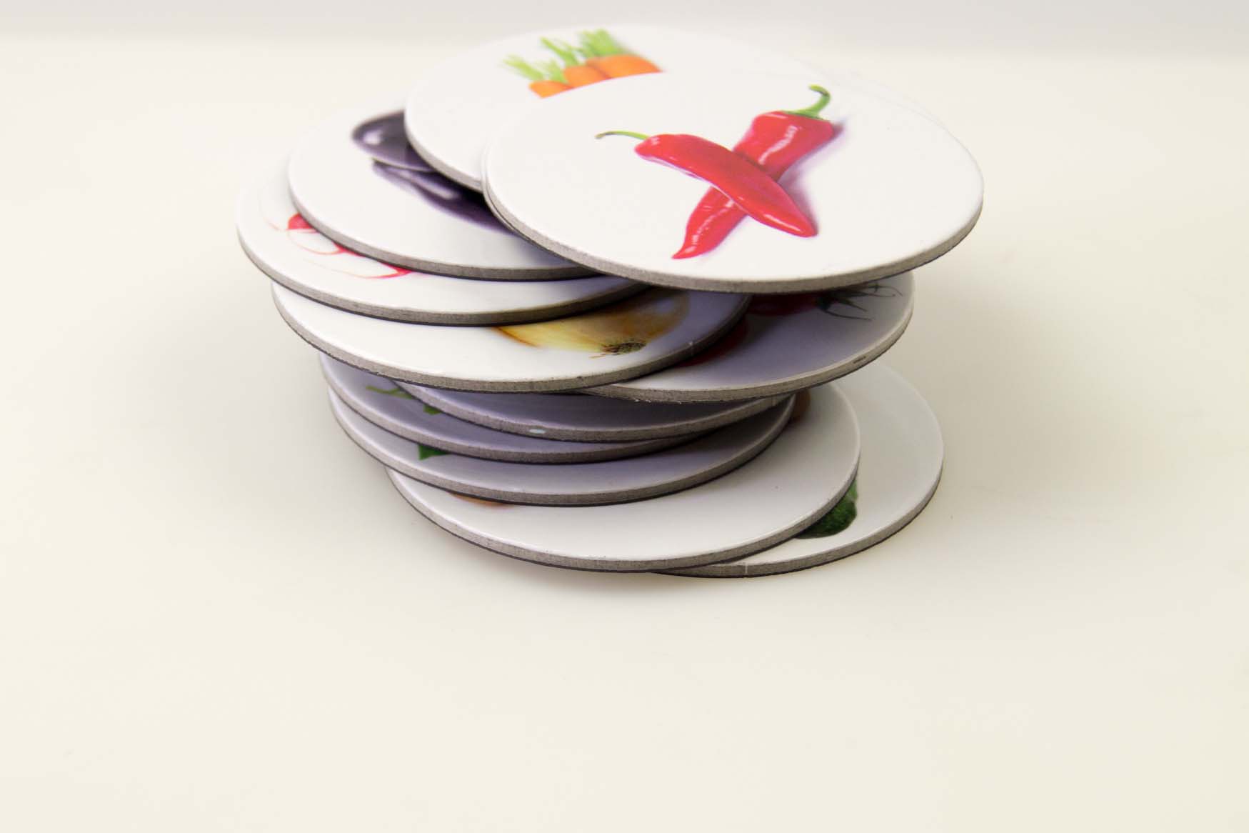 Magnesy na lodówkę na tekturze warzywa 16 szt Płeć Chłopcy Dziewczynki