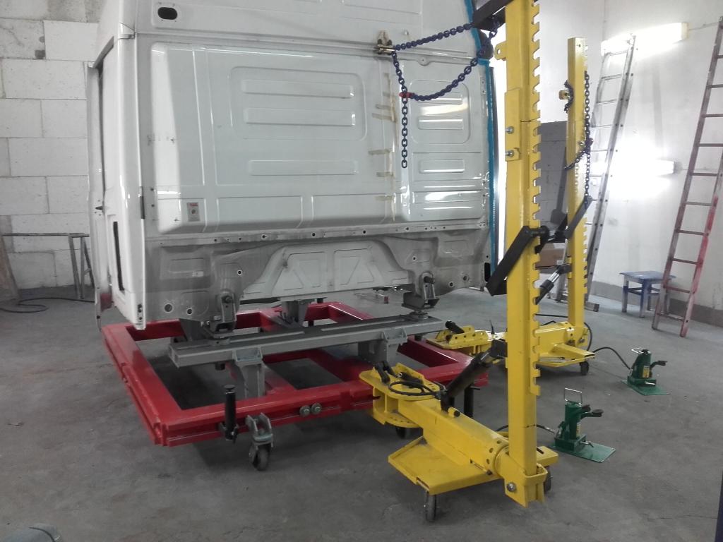 Жестяная рама для ремонта седельных тягачей