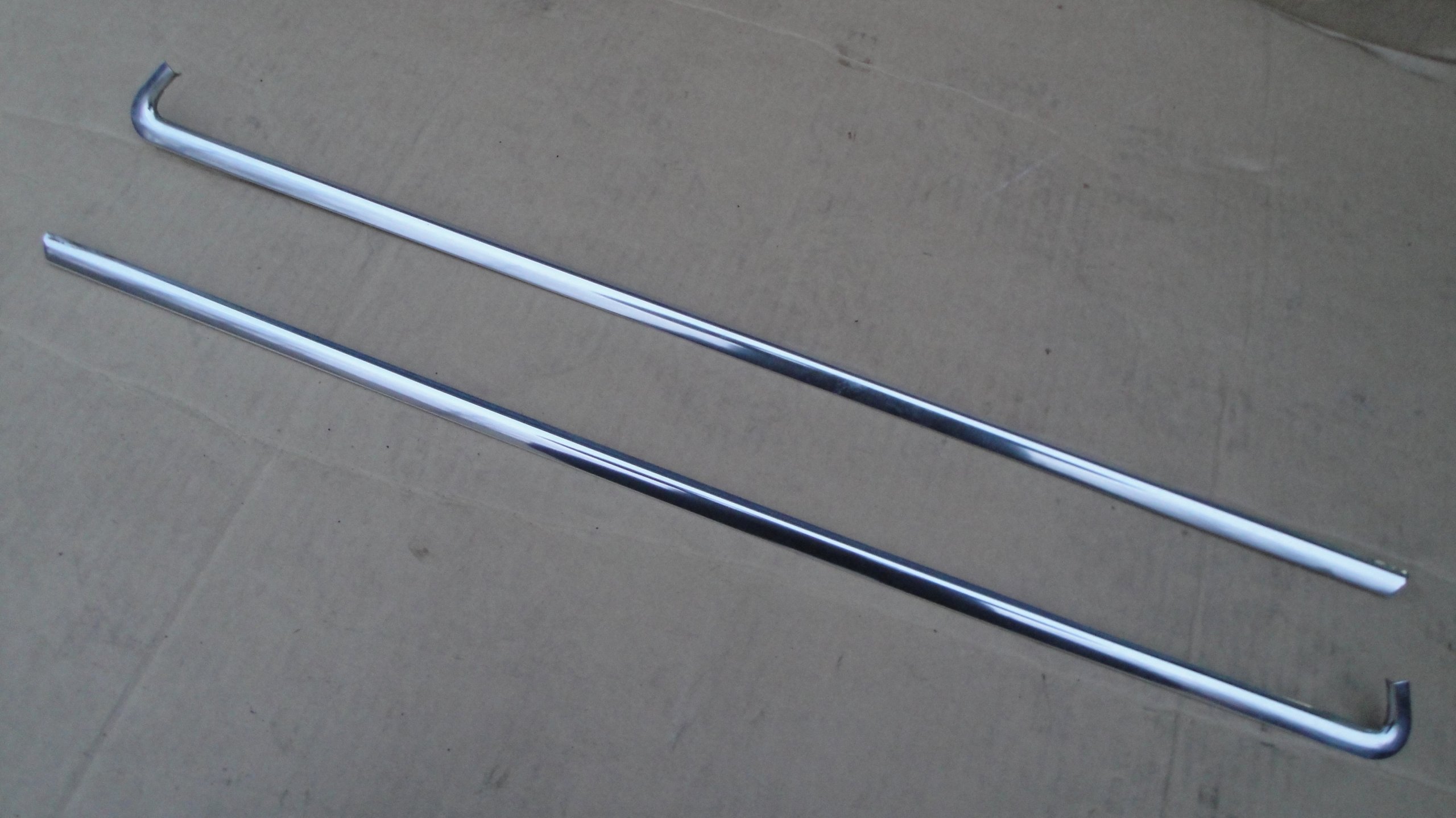 AUDI A6 C5 4B0 AVANT LISTWA PRZY SZYBIE CHROM