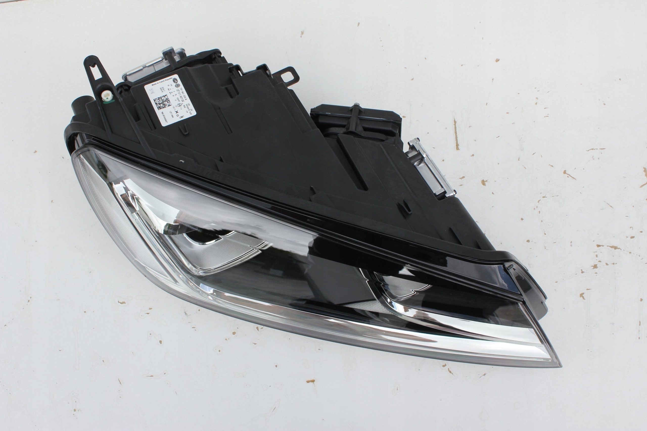 Reflektor Lampa Vw Touareg II Lift 7P1941033A/034A Typ samochodu Samochody osobowe