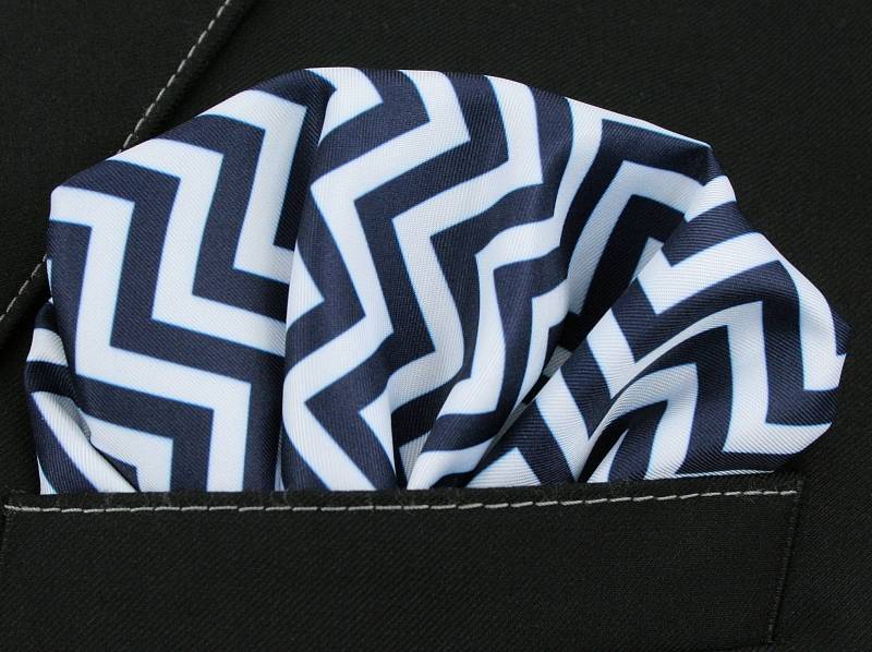 Elegancka i modna poszetka Alties Marka inna