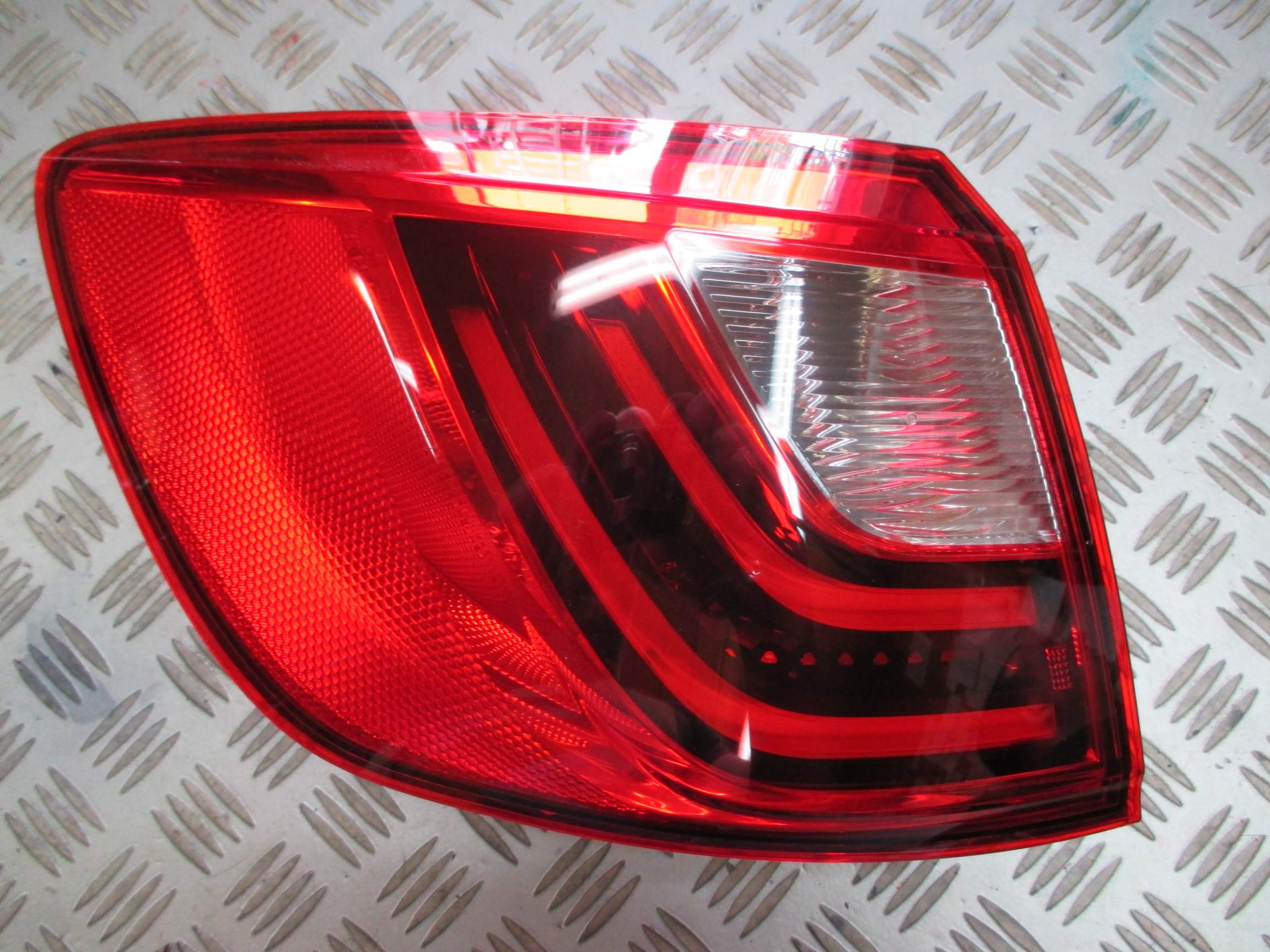 SEAT Ibiza 6P Rückleuchte Rearlamp - Thumbnail 1