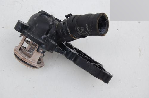 AUDI REGULATOR PLYNU CHLODZACEGO 06E121111