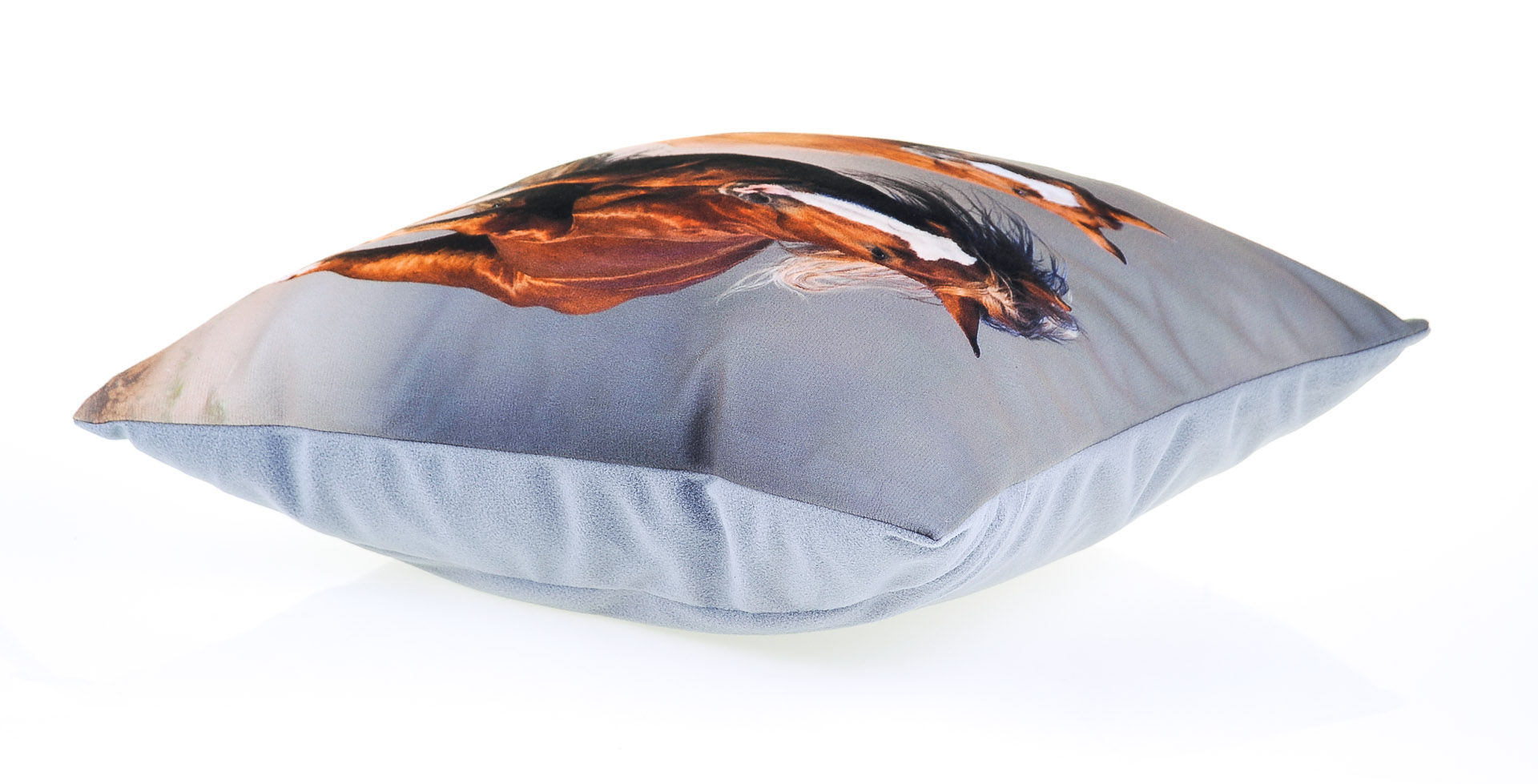 PODUSZKA 40x40 POSZEWKA JASIEK MECHANICZNY KOŃ 26 Kod producenta P26