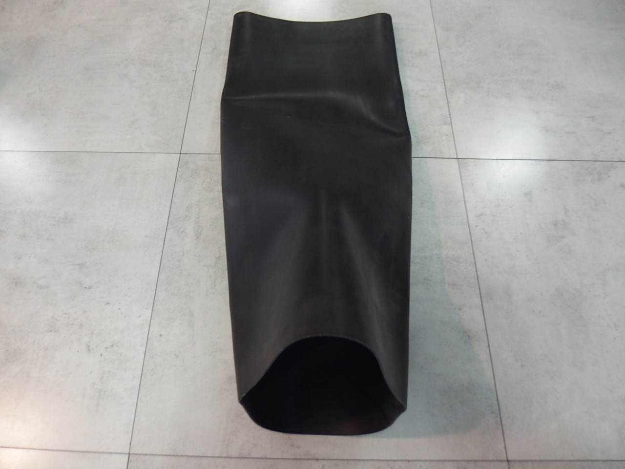 FARTUCH RĘKAW GUMOWY KUBŁA BETONU 210mm zbrojony Kod producenta guma 21