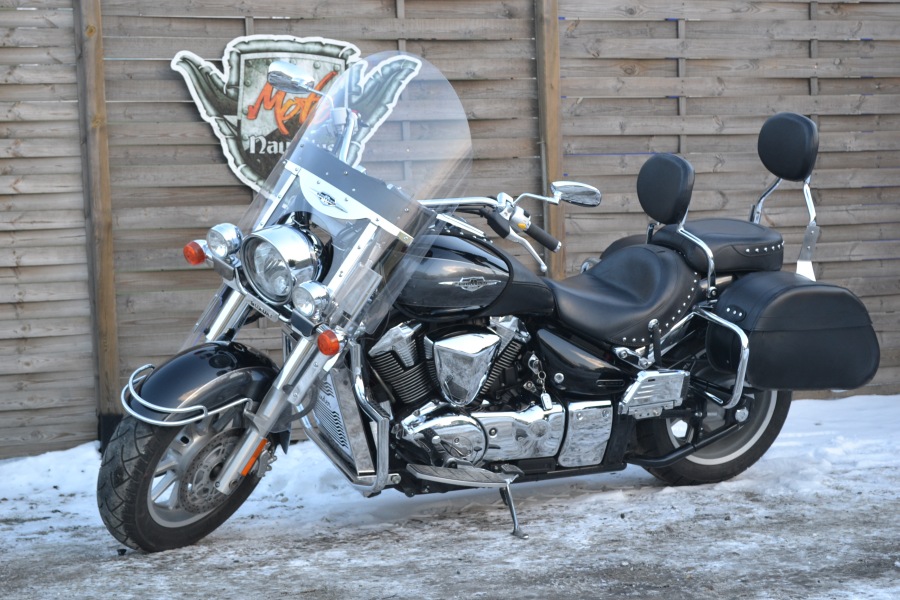 Suzuki Intruder c1800