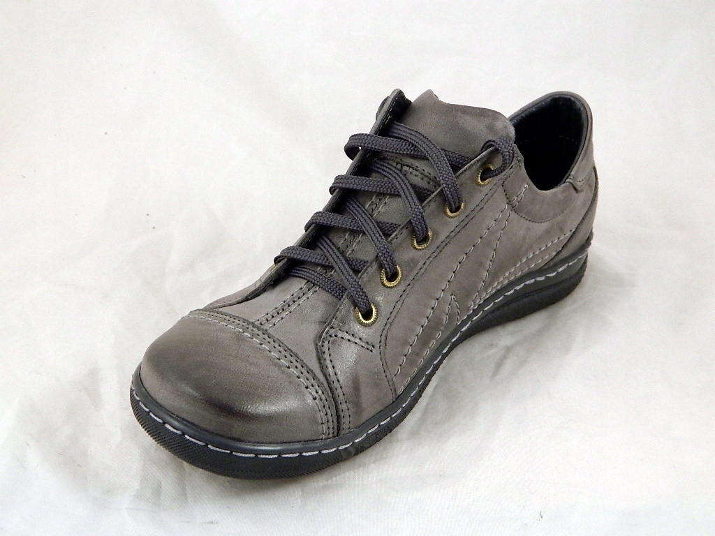 WYGODNE LEKKIE PÓŁBUTY TENISÓWKI SKÓRA UNI-27 39 Rozmiar 39