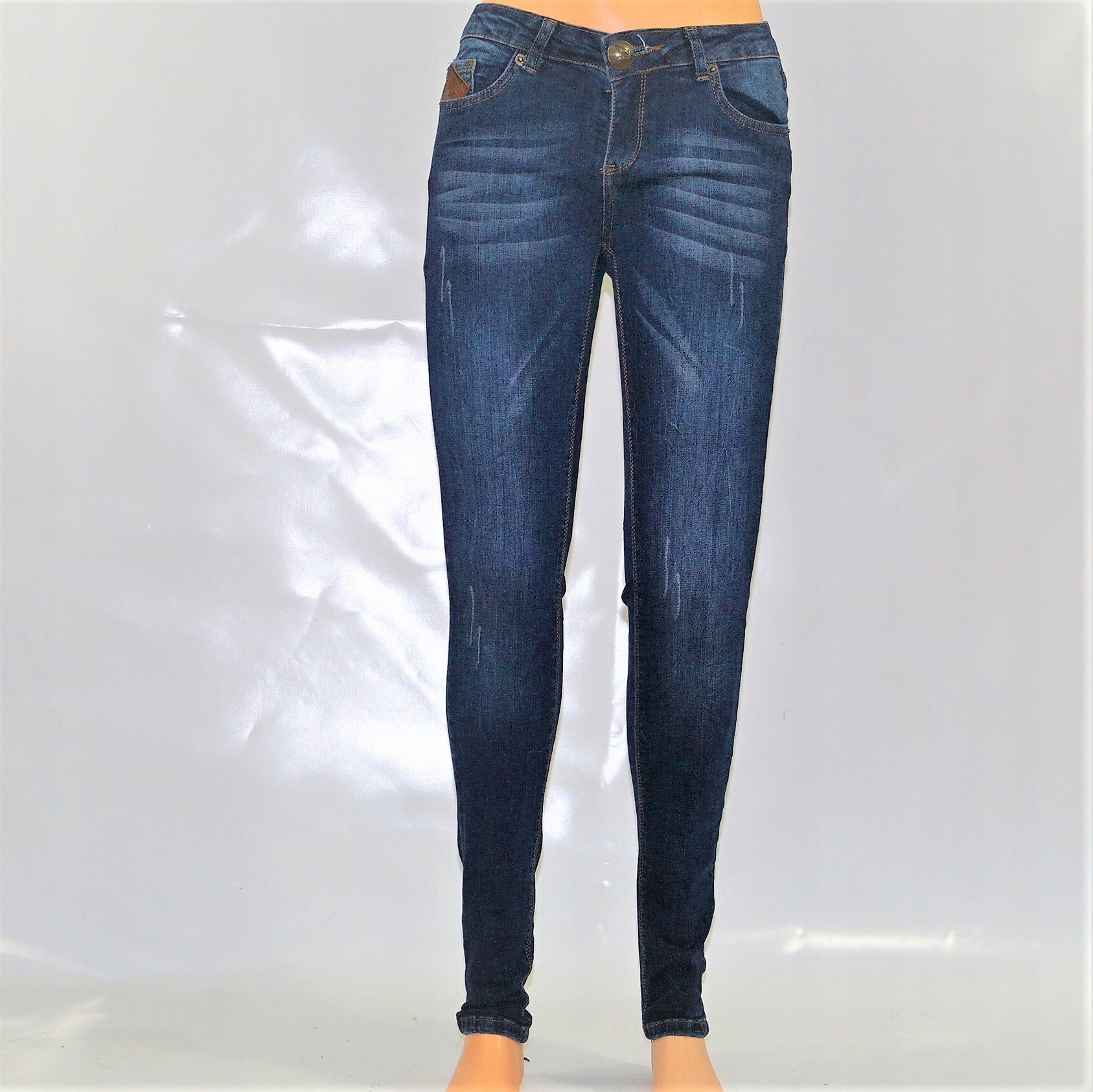 

Spodnie damskie jeans rurki jakość roz. Xs