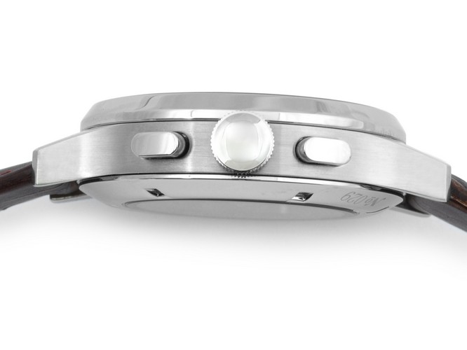 ZEGAREK POLJOT STRELA CHRONOGRAPH OFFICER CYM 3133 Model OFFICER