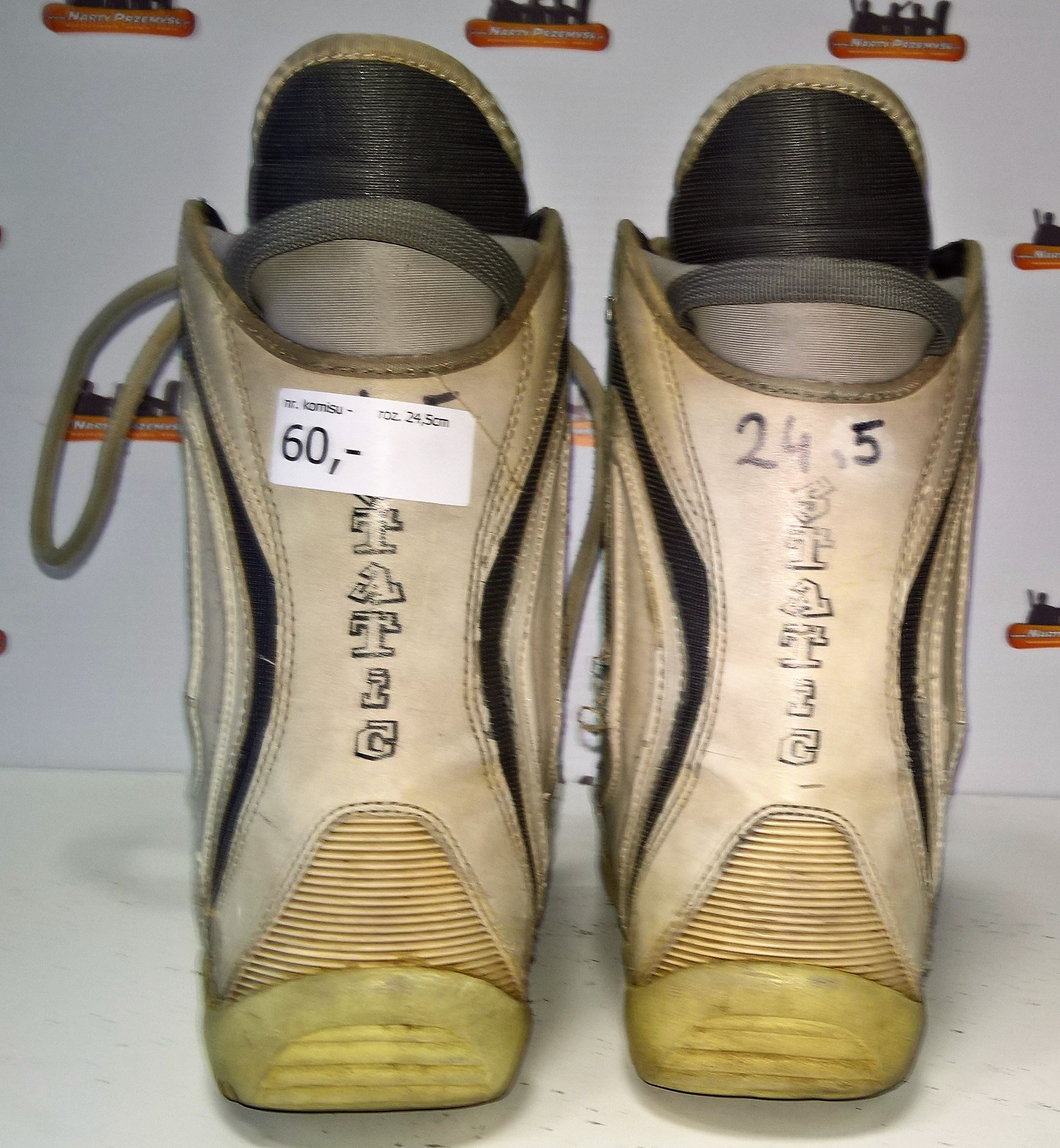 Używane buty snowboardowe Static 24,5 cm (56) Długość wkładki 245 mm