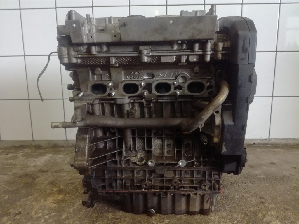 VOLVO V40 S40 1.8 16V 95-> SILNIK 115KM B4184S