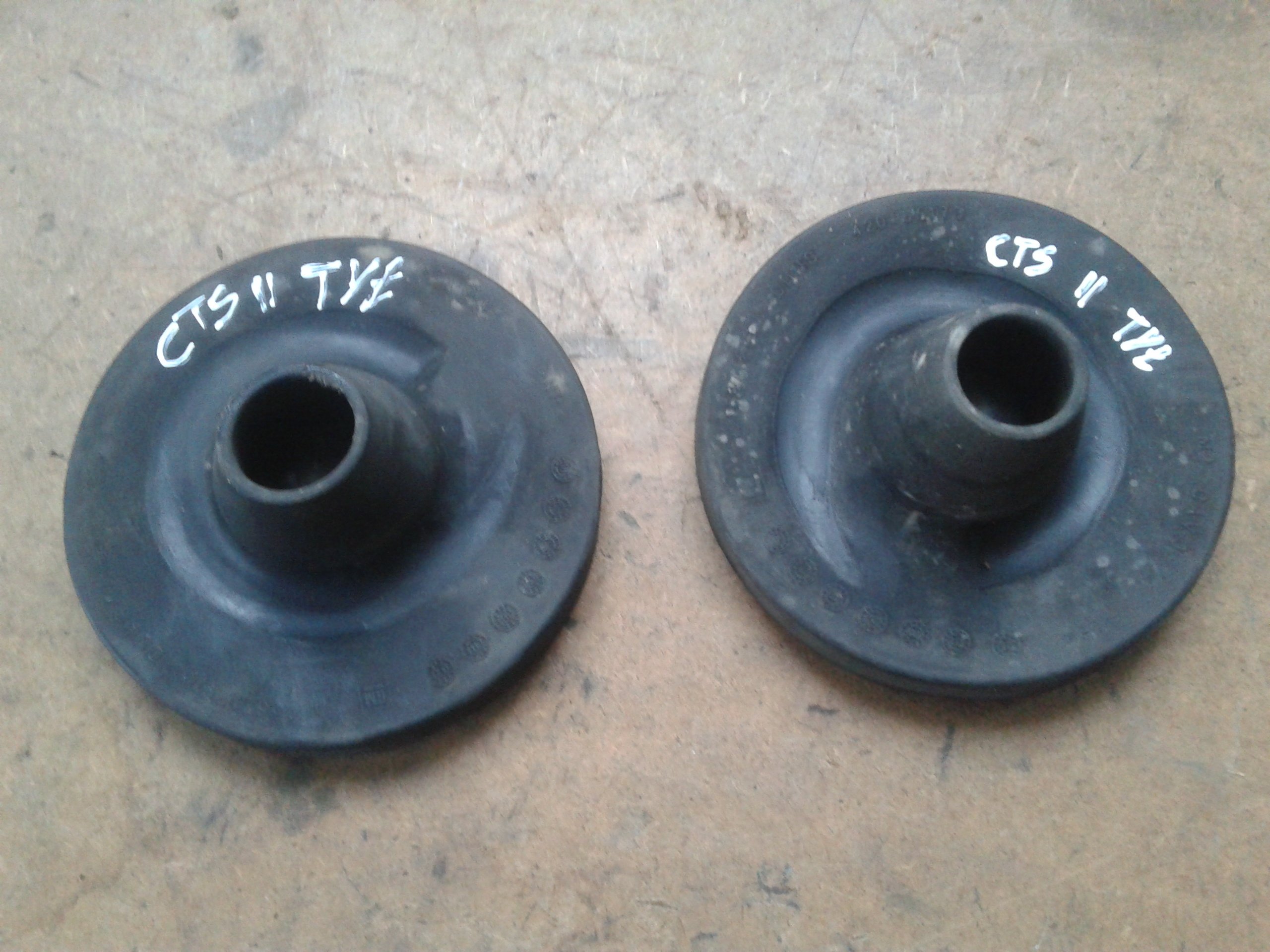 GUMA ODBÓJ SPRĘŻYNY TYŁ CADILLAC CTS II 2008-2014