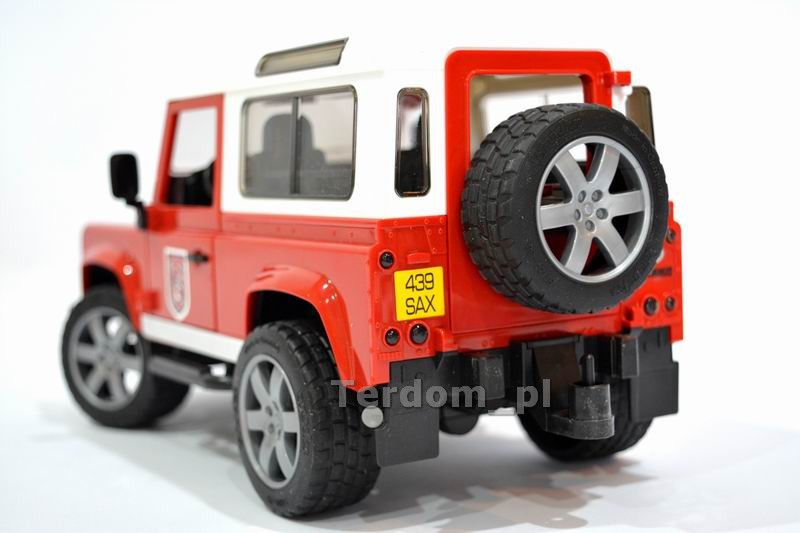 BRUDER 02596 Straż pożarna Land Rover Defender Dźwięk Strażak с akcesoriami Materiał пластик foto 5