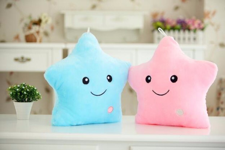 PODUSZKA ŚWIECĄCA MASKOTKA GWIAZDKA PODŚWIETLENIE Płeć chłopcy