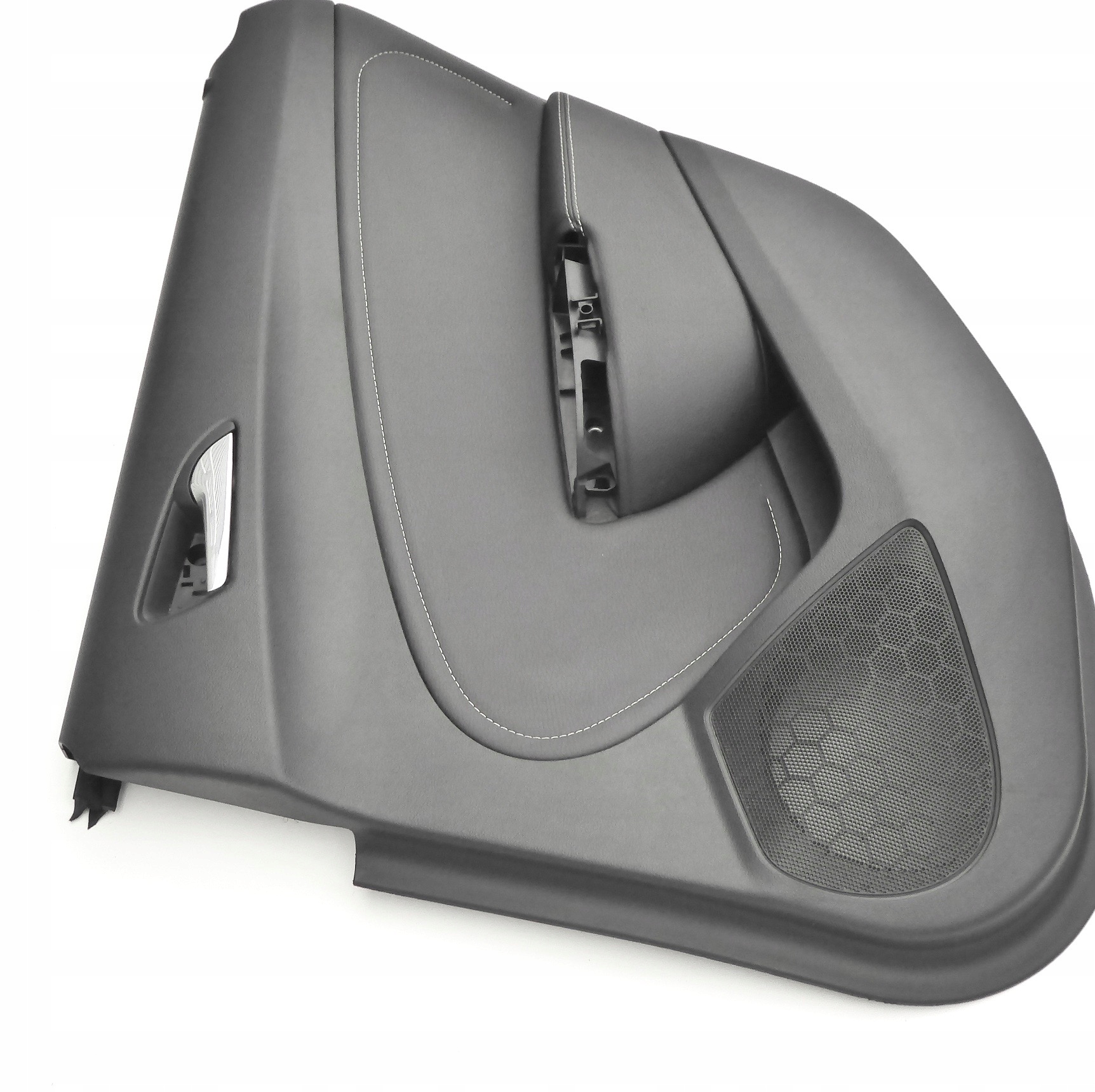 TAPICERKA DRZWI PRAWY TYŁ SKÓRA OPEL ASTRA J 4 Jakość części (zgodnie z GVO) O - oryginał z logo producenta pojazdu (OE)