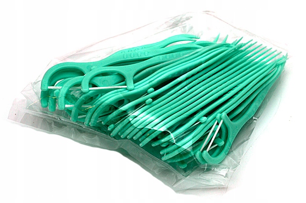 WYKAŁACZKA NIĆ DENTYSTYCZNA 200 SZT MIĘTA FLUOR Marka PolyDent