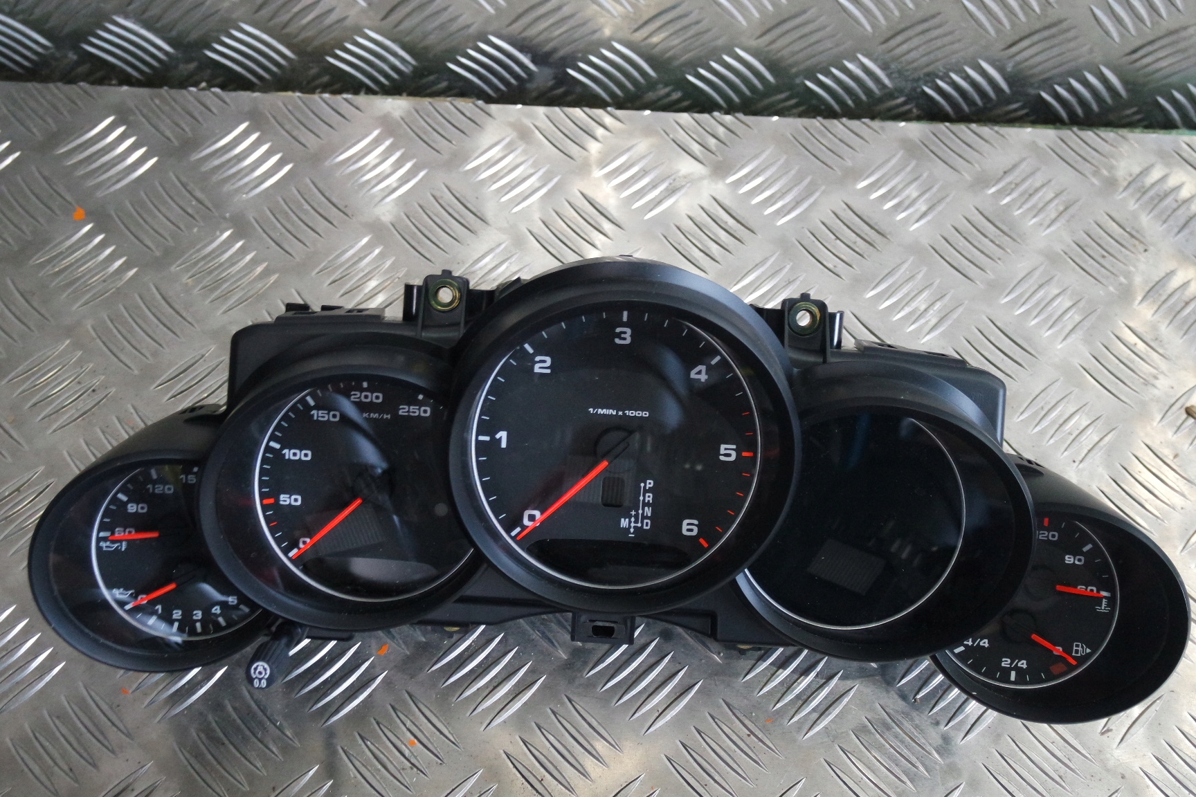 спидометр часы PORSCHE Cayenne 7P5920904AB Дизель
