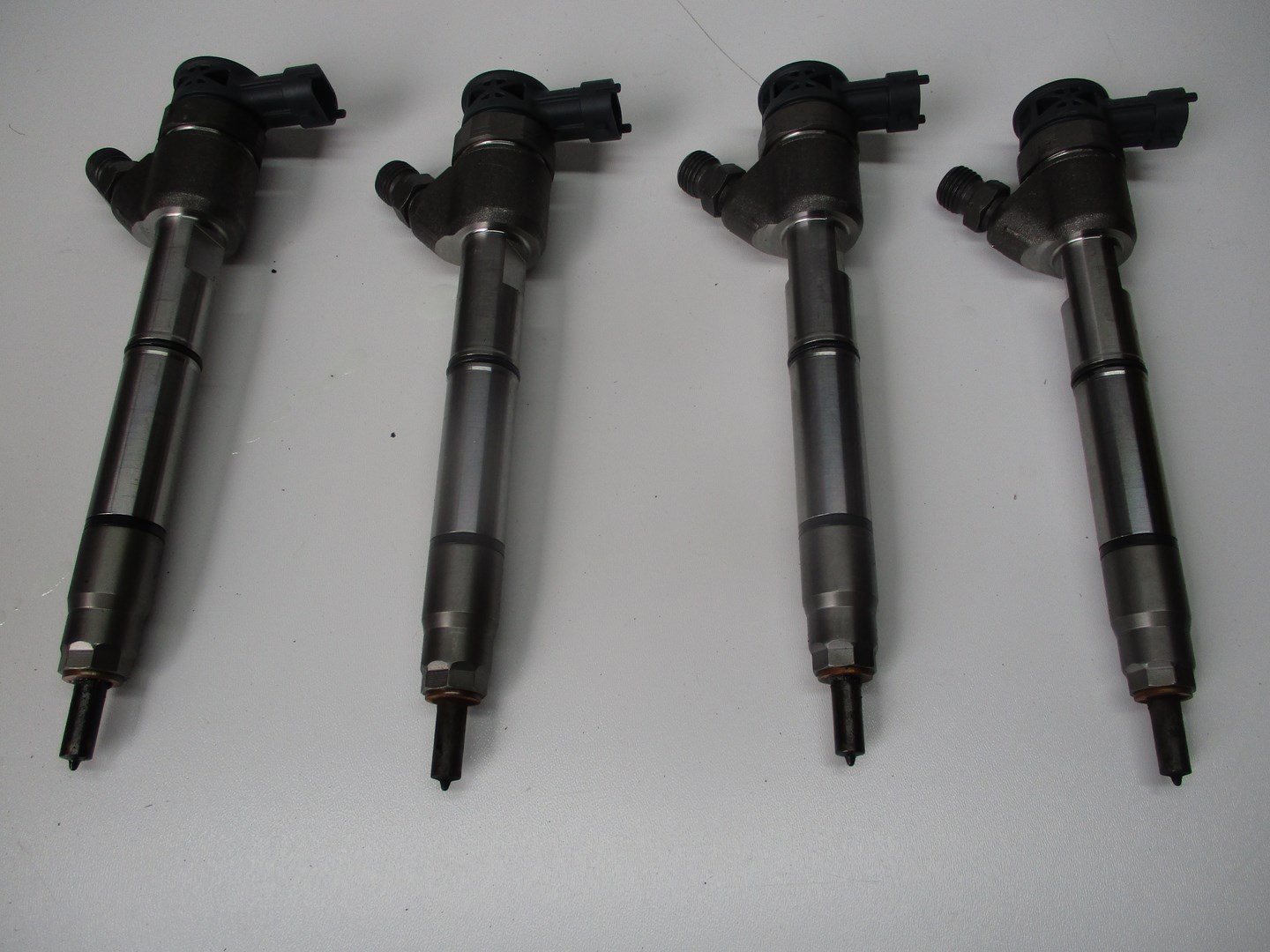 nozzle injector KIA SPORTAGE 1,7D 33800-2A610