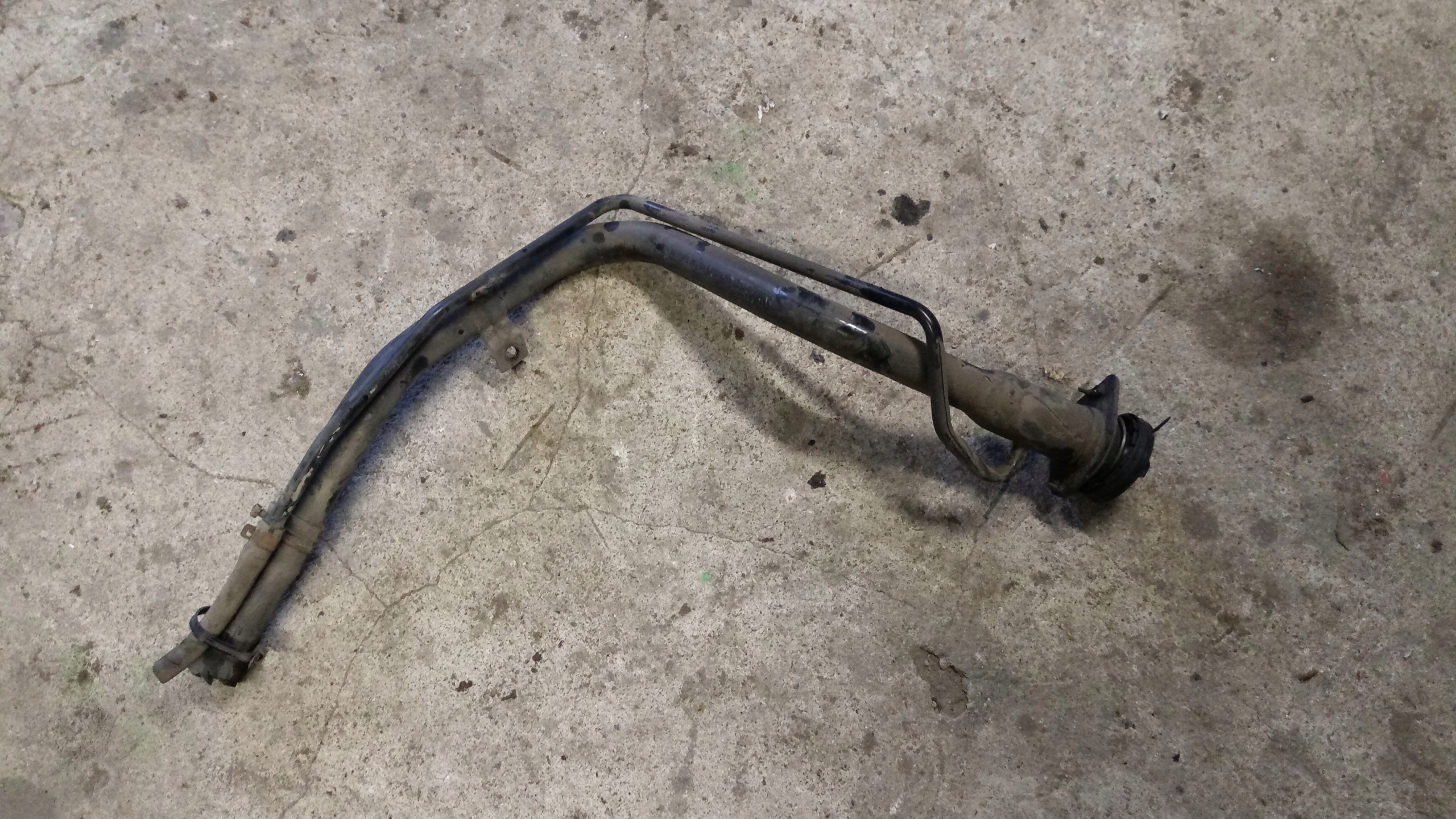 SUZUKI SWIFT MK6 04-10 1.3 DDIS ГАЗОВАЯ КРЫШКА