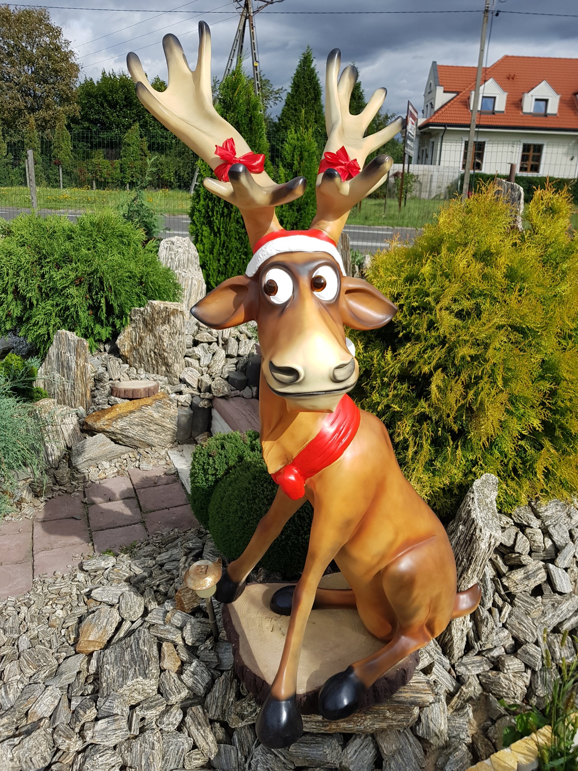 FIGURKA OGRODOWA - ŚMIESZNY RENIFER XXL MODEL I Marka inna