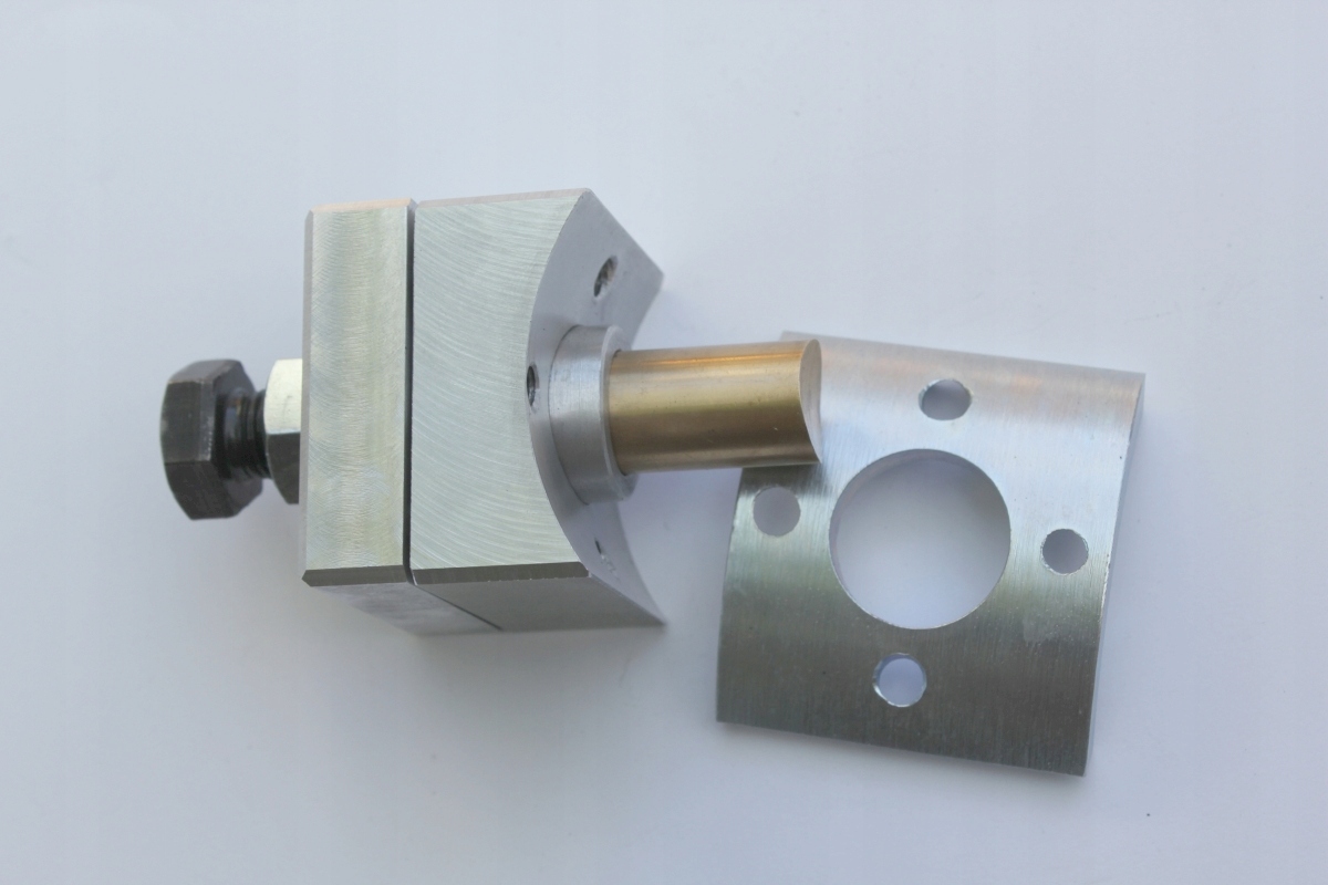 PODPORA 4 BIEGU SKRZYNI 02M 02Q VW Audi R32 DRAG Producent czesci Inny