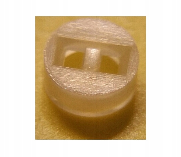 

Art Oprawka do diod Led 3/5mm f5x2mm Cena za 50szt