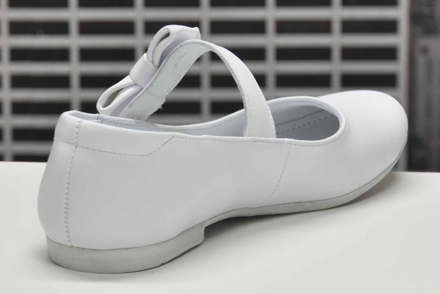 EMEL E-2260F BALERINKI DZIEWCZĘCE KOMUNIA R.31 Kolor biały