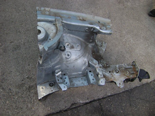 VW PASSAT B6-лонжерон левый