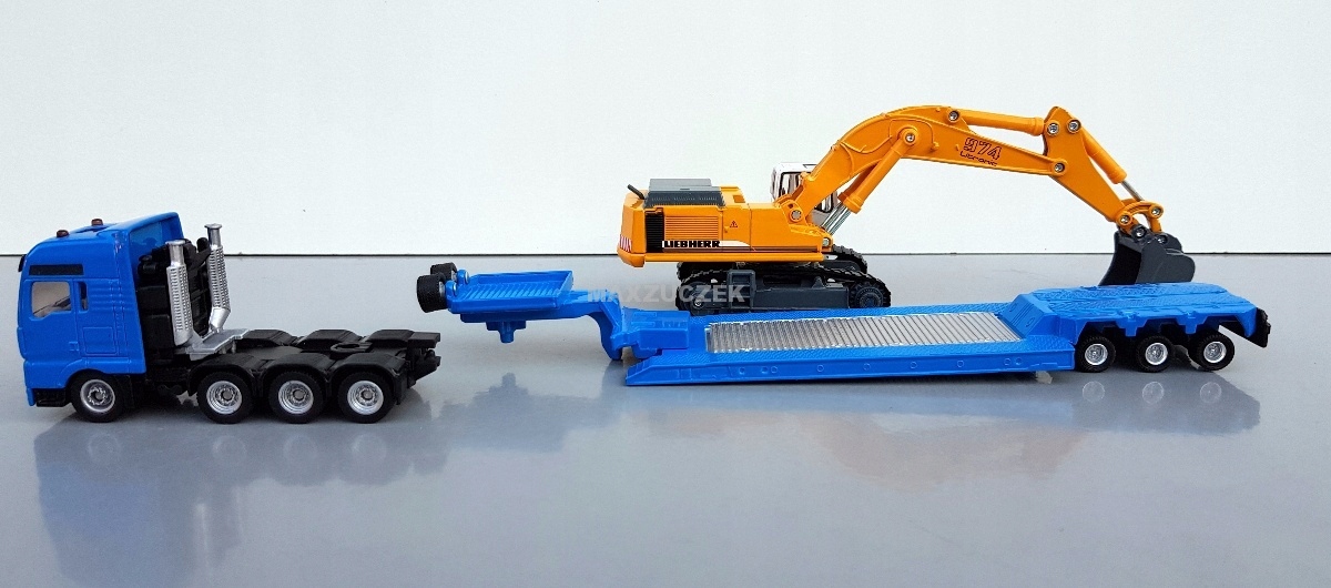 SIKU 1847 CIĘŻARÓWKA Z LAWETĄ + KOPARKA 1:87 Materiał Metal