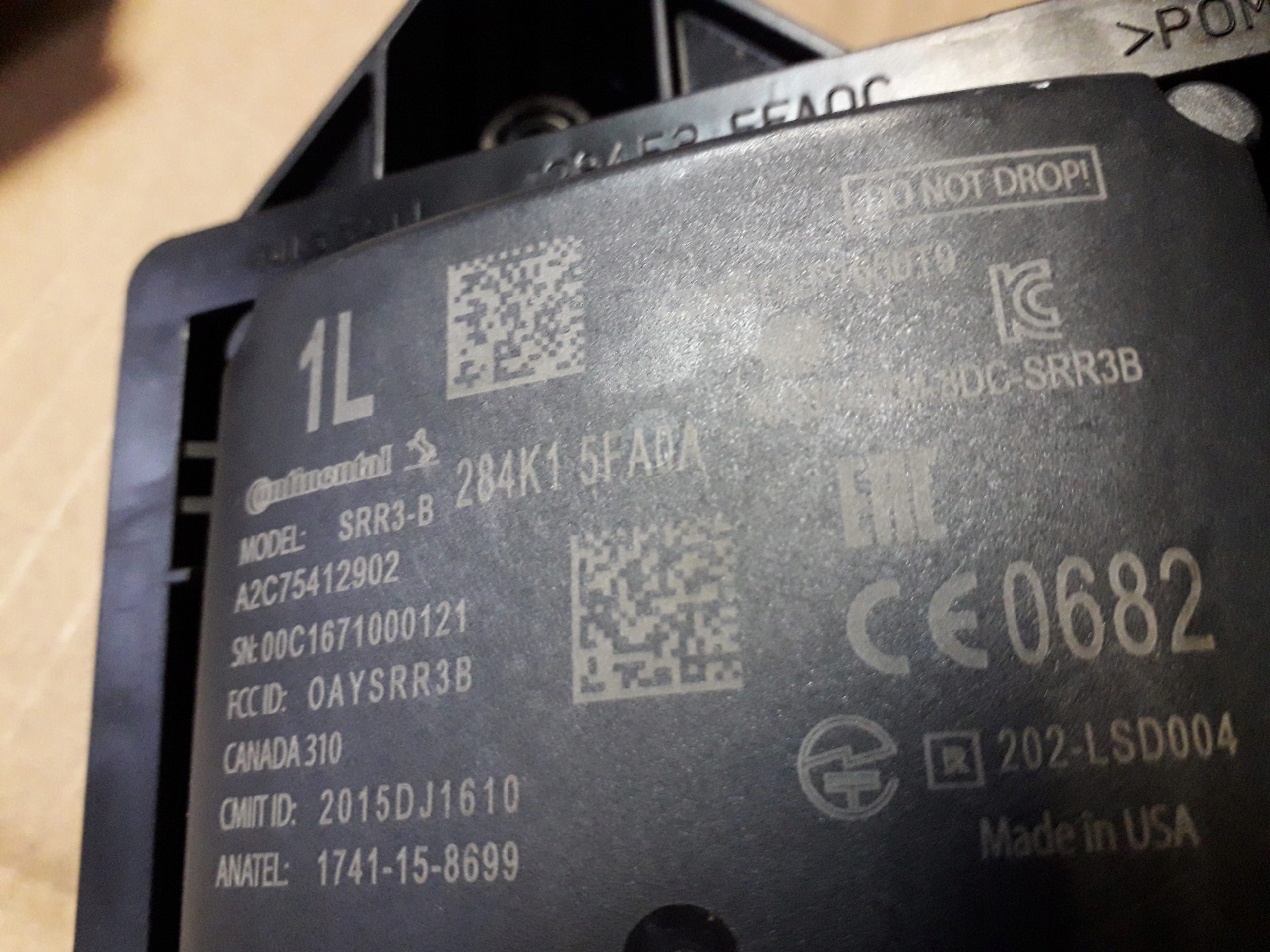 nissan MICRA K14 зад