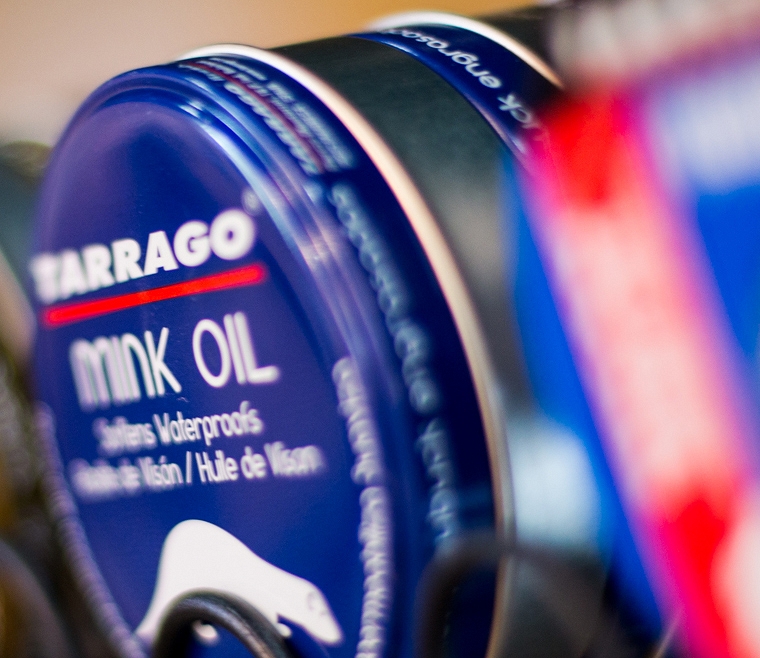 TARRAGO IMPREGNUJĄCA PASTA OLEJOWA MINK OIL EAN (GTIN) 8427457074002