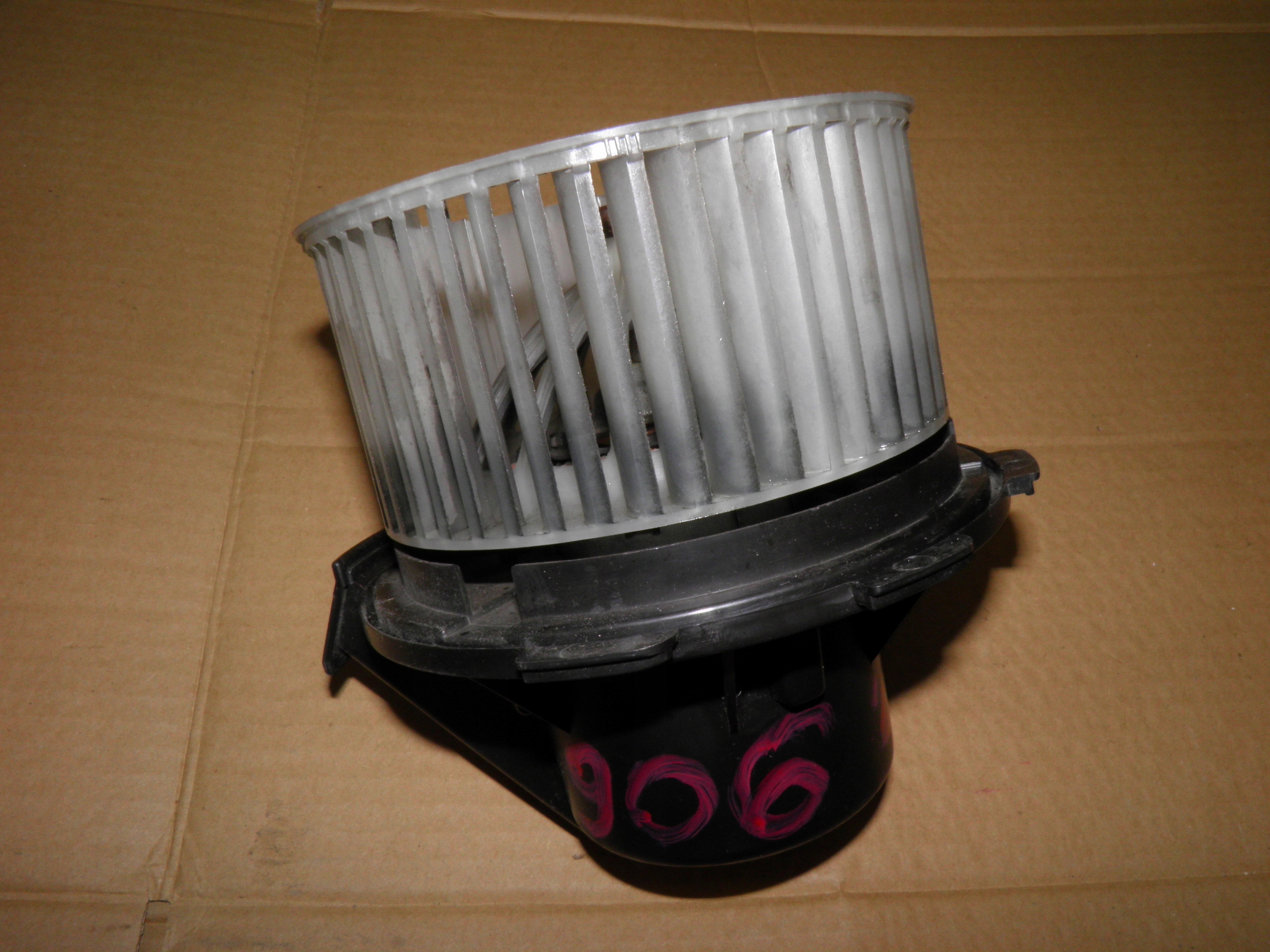 CRAFTER SPRINTER 906 ВЕНТИЛЯТОР