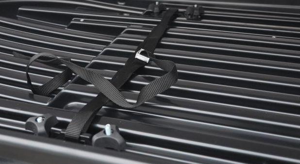 Atrakcyjny karbon BOX 320 litrow 185cm import EU Model 320