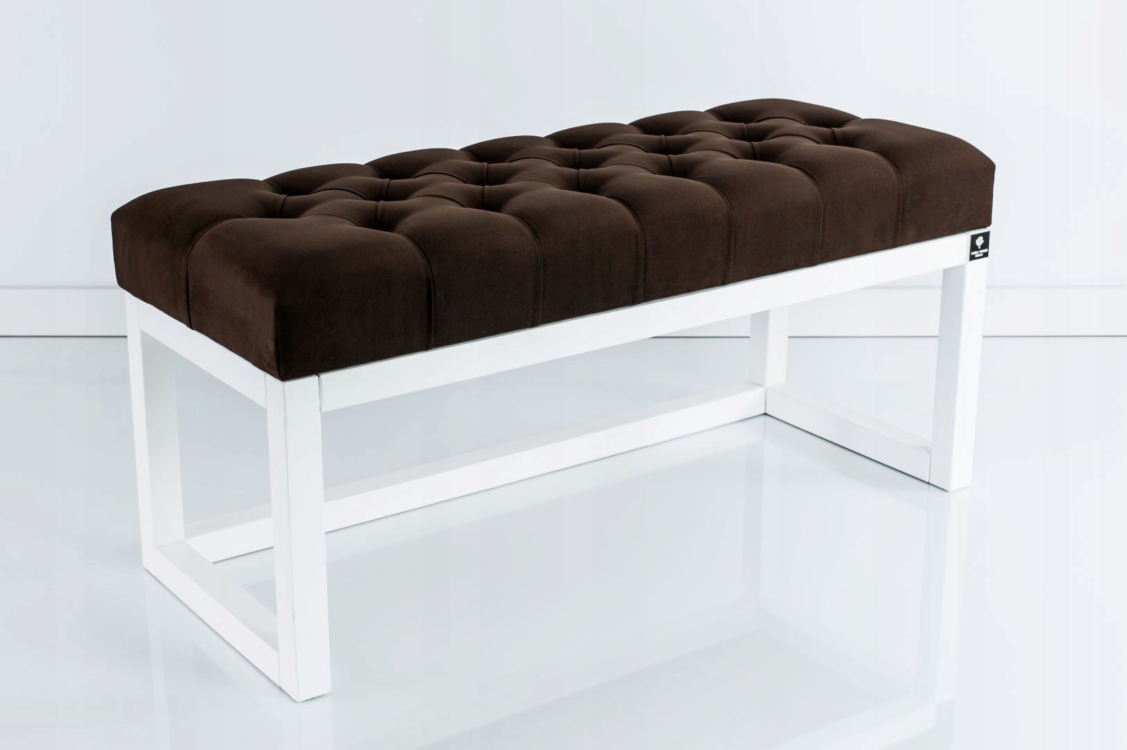 65 Producent Ławka Pufa Pikowana Brąz EMRA WOOD Kod producenta LPP-2