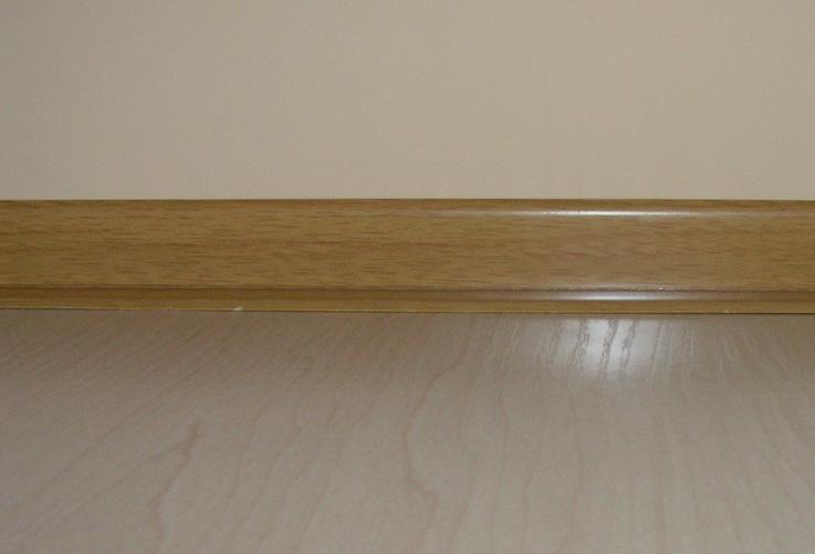 LISTWA ŁAMANA NAROŻNA ŚCIENNA PRZYPODŁOGOWA - PCV Rodzaj listwa