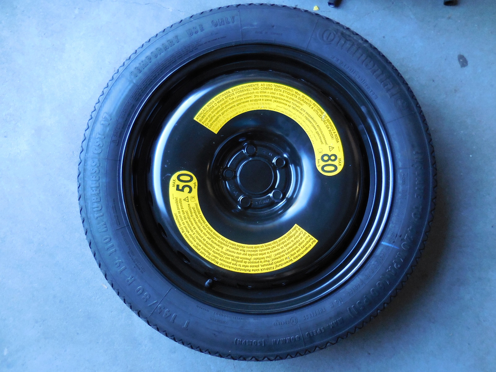 AUDI A8 D4 подъездное колесо 4H0601027E 145/80/19